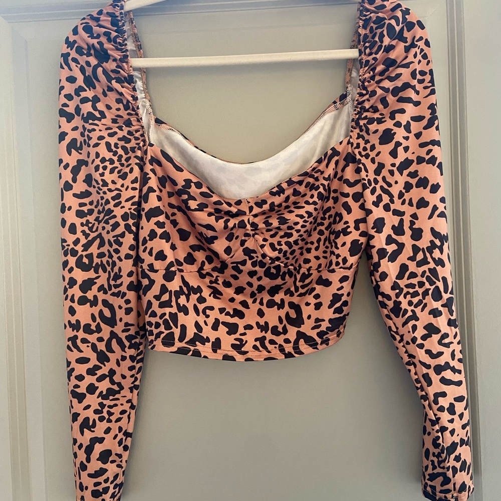 Leopard Long Sleeve Crop  Top -*Brand New* (never worn)